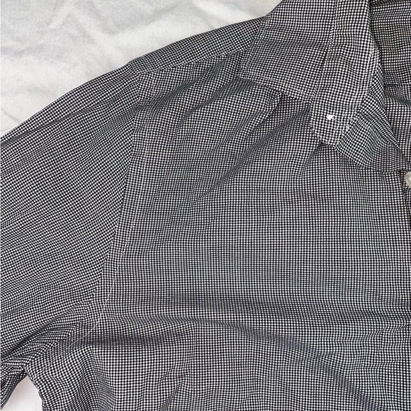 Button up - Picture 4 of 8